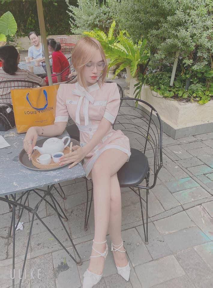 Anh rể bắn tinh tràn mép lồn em gái vợ