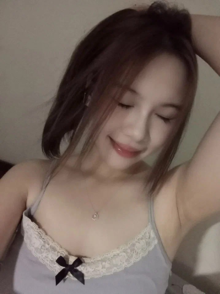 Momo Sakura đi thực tập với kỹ năng làm tình loại giỏi